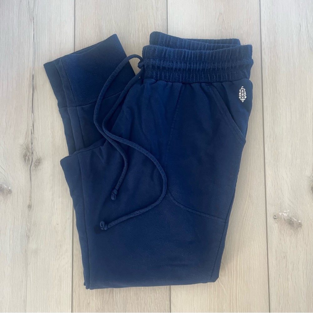 Free PeopleMovement Sunny Skinny Sweat Pants - L